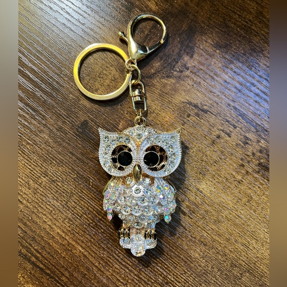 🎁Free with Purchase!🎁 Rhinestone Owl Bag Charm or Keychain - Picture 1 of 5